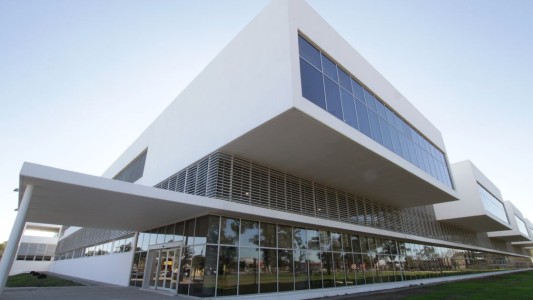 Desde el Iturraspe piden que el sector privado albergue pacientes Covid con obra social