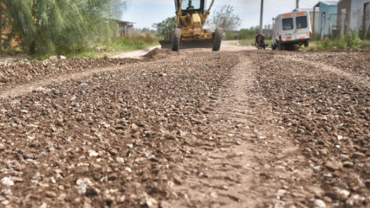 La Municipalidad avanza con el ripiado en Barranquitas Oeste