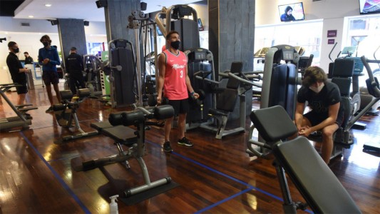 A pesar de las prohibiciones, los gimnasios advierten que el lunes abrirán igual
