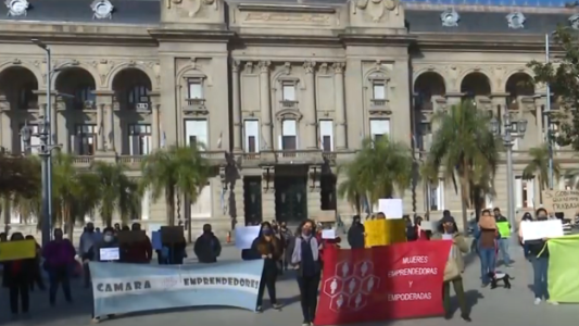 Los artesanos insisten con la necesidad de trabajar: "no somos un riesgo sanitario"