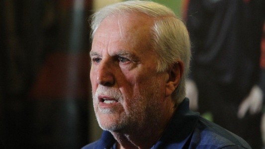 Vignatti dijo que tomó "de la peor manera" la suspensión del fútbol