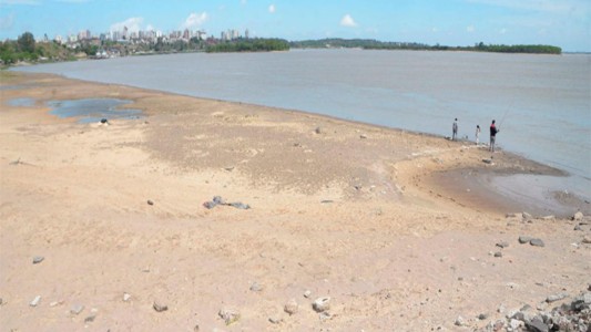 Bajante del Paraná: Prefectura descarta inconvenientes para la navegación comercial