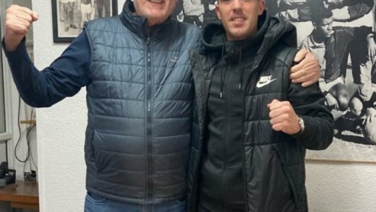 El Gato Formica firmó su contrato y es oficialmente jugador de Colón