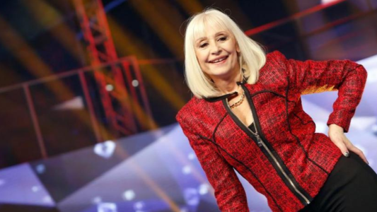 Muere la icónica cantante Raffaella Carrá a los 78 años