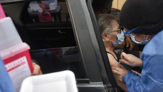 El 48% de la población de la ciudad ya fue vacunada contra el Covid