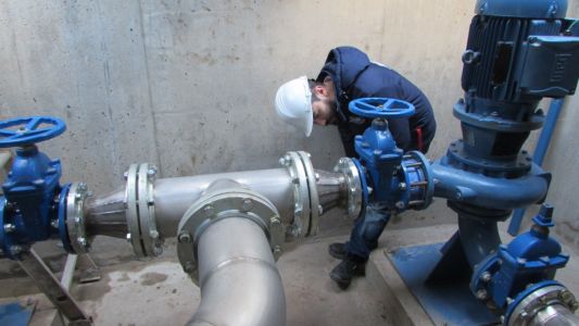 Realizan obras en la ciudad para mejorar el servicio de agua potable