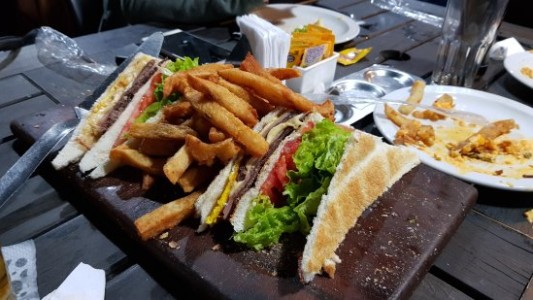 "Se empezó a notar más el movimiento": gastronómicos destacan extensión horaria