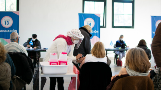 Se sigue vacunando en la ciudad y para hoy se otorgaron más de 4 mil turnos