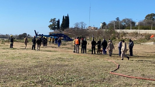El fuego no da tregua, continúan los incendios en las islas y los brigadistas trabajan para combatirlo