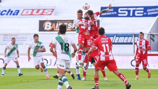 Sin Brítez desde los 25 del primer tiempo por una roja, Banfield se impuso 1-0 ante Unión