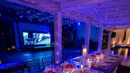 Desde este sábado se autorizan las actividades en salones de eventos y deportivas