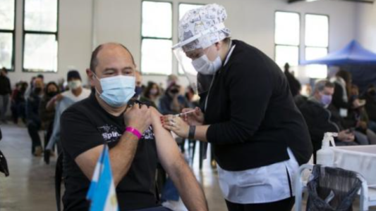 En Santa Fe el 80% de la población inscripta aceptó combinar vacunas