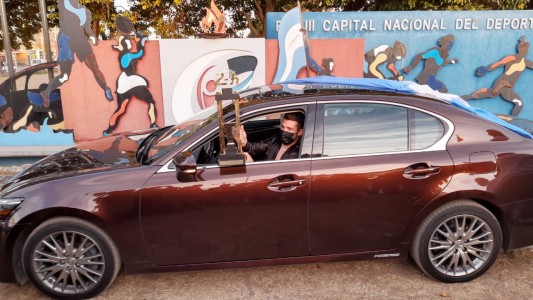 Río Tercero: Una caravana recibió al campeón "Pechito" López