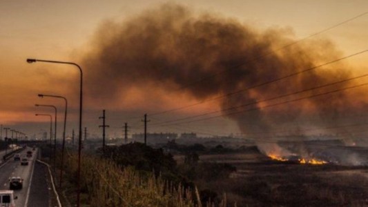 Por el humo en Santa Fe, aumentaron las consultas médicas por dramas respiratorios