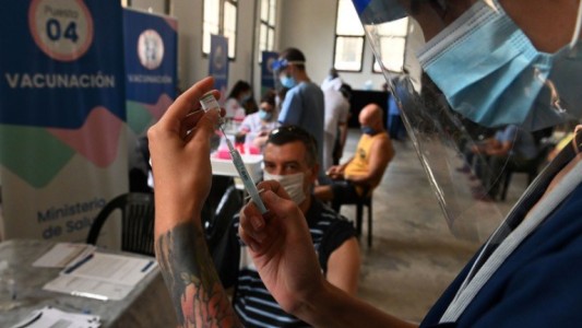 Con la llegada de más dosis se retoma el buen ritmo de vacunación en la ciudad