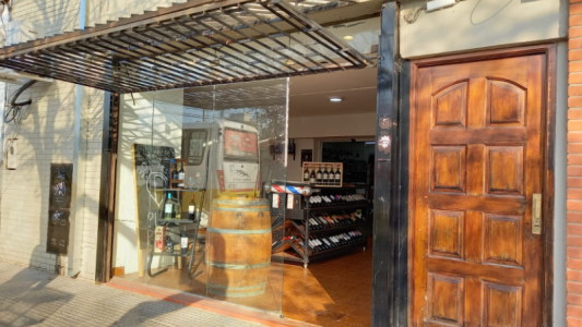 Robaron en una vinoteca y barbería ubicada en San Gerónimo al 3600