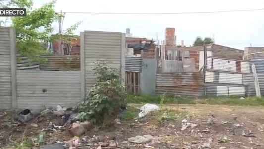 Alumnos entrenan en el Parque Sur y la escuela inició una campaña para reformar un predio