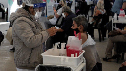 Con más de 3 mil turnos sigue hoy la campaña de vacunación contra el Covid