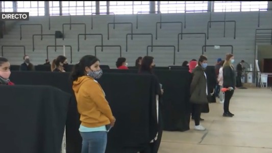 Entregaron 6000 Tarjetas Alimentar en CEF 29 y mañana distribuyen 2500 en Santo Tomé