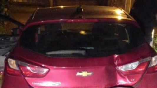 Entran armados a una casa en Villa California y se llevan el auto