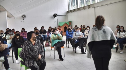 Impulsan talleres en primeros auxilios para personal de los Jardines Municipales