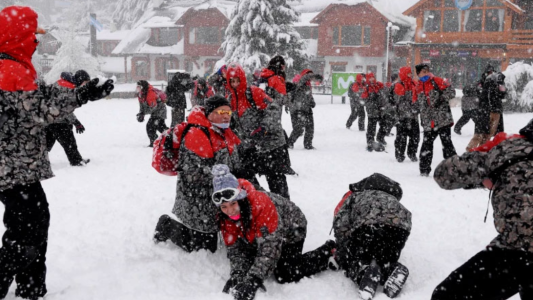 Ya no se prohibirán viajes estudiantiles: cómo serán los protocolos