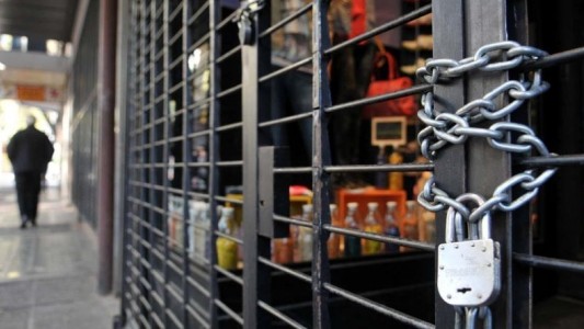 ¿Por qué este lunes los comercios no abrirán sus puertas?