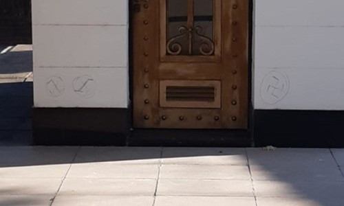 Este viernes cubrirán las pintadas que se hicieron en el Cementerio Israelita