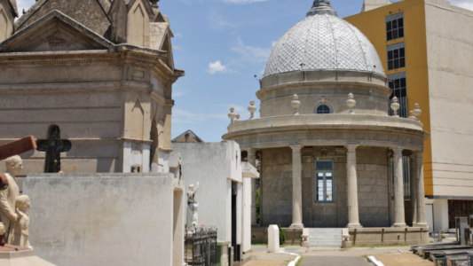 A partir de mañana rigen nuevos horarios en el Cementerio Municipal