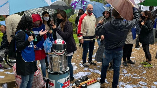 Sin clases hoy en las escuelas públicas por el paro de Amsafe