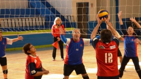 ¿Cómo es el vóleibol para adultos mayores? Este sábado habrá torneo en el CEF N°29