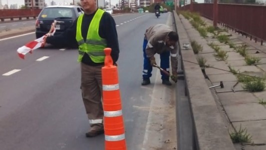 Atención: realizan limpieza de desagües en el Viaducto Oroño