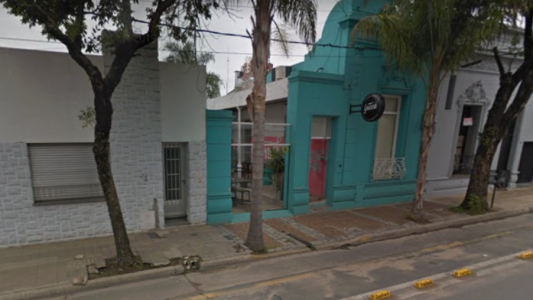 En un bar de barrio Candioti se robaron hasta la propina de los mozos