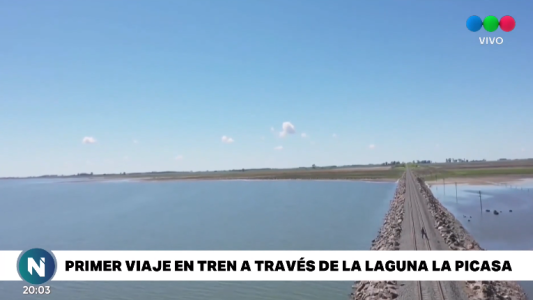 Después de 4 años: el tren de pasajeros volvió a cruzar la Laguna La Picasa