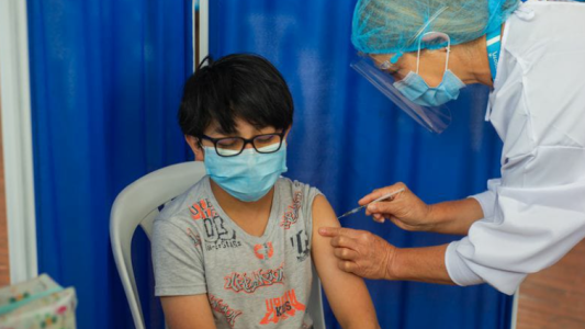 Casi 2 mil niños de 3 a 12 años serán inoculados contra el Covid este miércoles