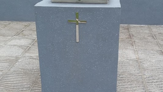 Con la presencia de Monseñor Fenoy, inauguran un cinerario en la Parroquia Don Bosco