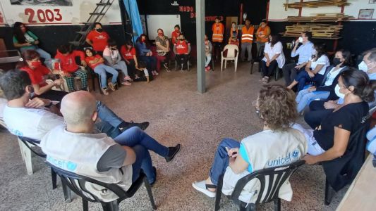 Unicef llegó a Barrio Chalet para conocer la realidad de los vecinos