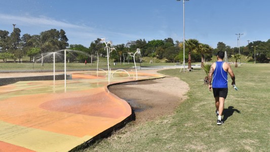 La Municipalidad habilitó la temporada de Verano Capital 2021-2022