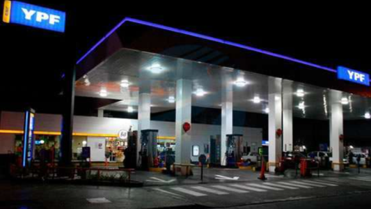 Antes de fin de año aumentarán el precio de los combustibles