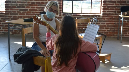 Mañana recibirán sus diplomas 130 egresados del Liceo Municipal