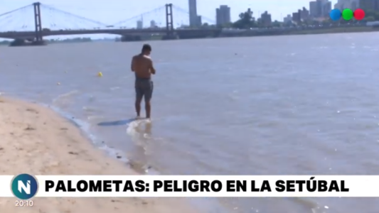 Palometas en la Setúbal: Pese a las recomendaciones, la gente ingresa igual al agua