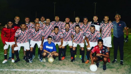 Colón, campeón de la Liga Senior: "Se juega hasta que el cuerpo da"