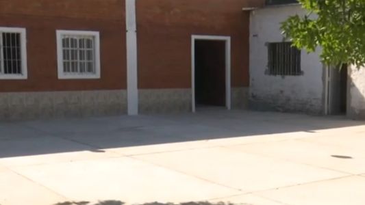 El Club Cabal inaugura obras con una movida solidaria: un juguete por un corte de pelo