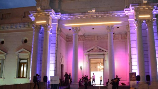 Reconocimiento bajo las estrellas: última noche de distinciones de diputados y diputadas a santafesinos destacados