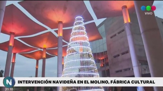 Armaron un arbolito de Navidad en el Molino Fábrica Cultural