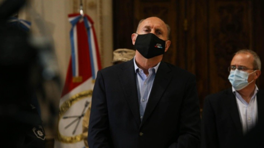 Perotti defendió la implementación del Pase Sanitario e insistió con la vacunación