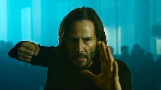 Se estrenó Matrix 4 en los cines de la ciudad
