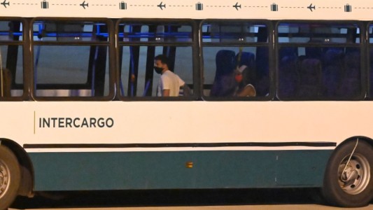 Lio Messi llegó a París y en volverá a entrenar con el PSG