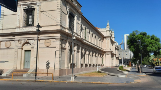 Un viernes con temperatura en leve ascenso y cielo despejado