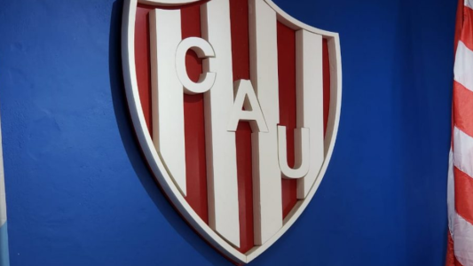 Unión repudió el accionar policial ante los hinchas en la ruta 19